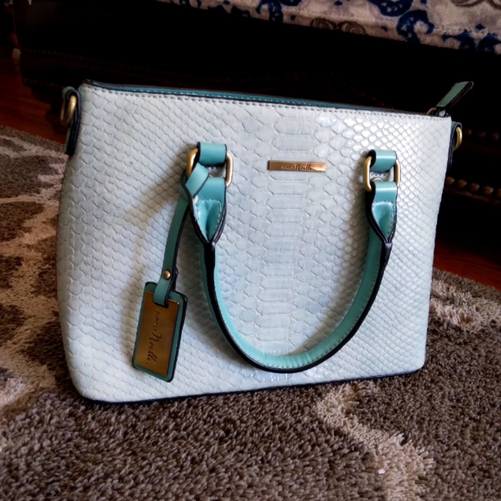 Noelle boutique purse